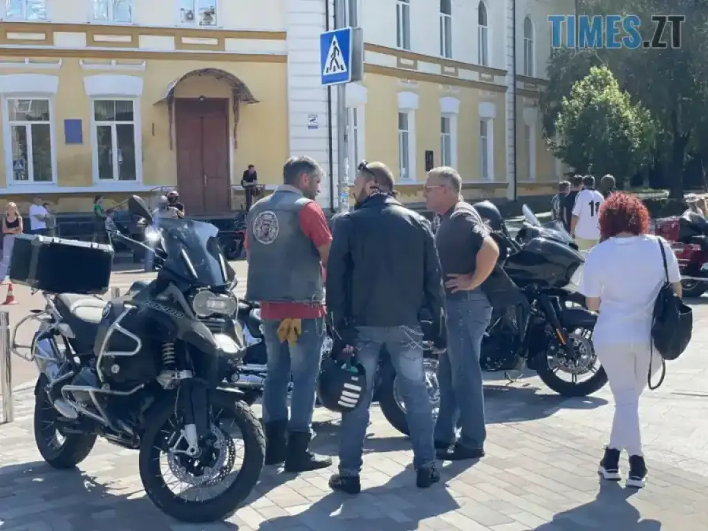 Байкери з Житомира влаштують благодійне катання, щоб допомогти 9-річному Славков