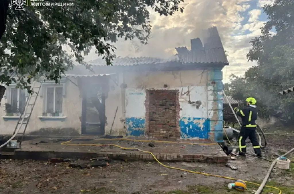 На Житомирщині під час пожежі в житловому будинку загинув семирічний хлопчик