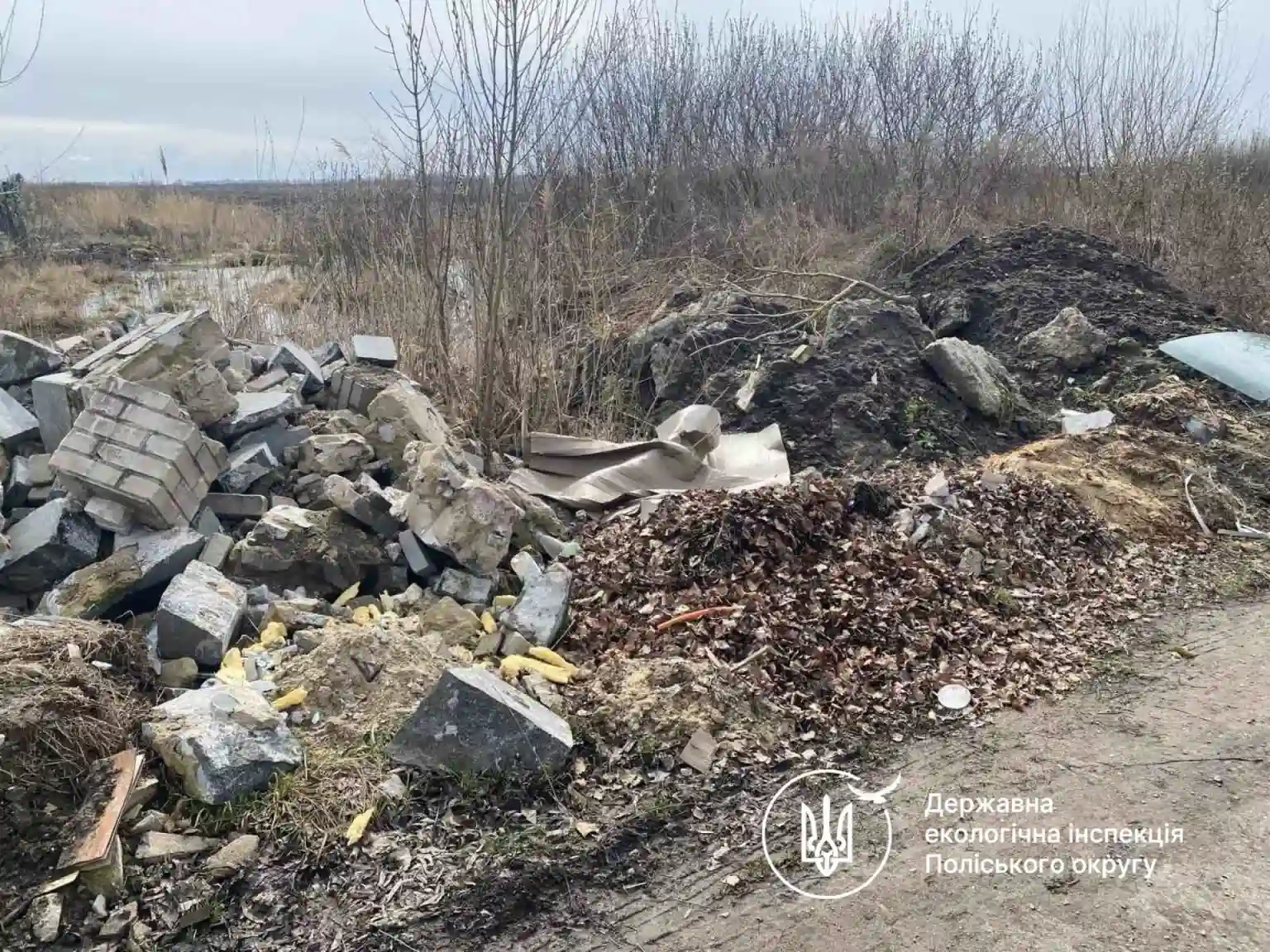 Суд змусив житомирський виконком прибрати несанкціоноване сміттєзвалище біля вул. Авіаторів