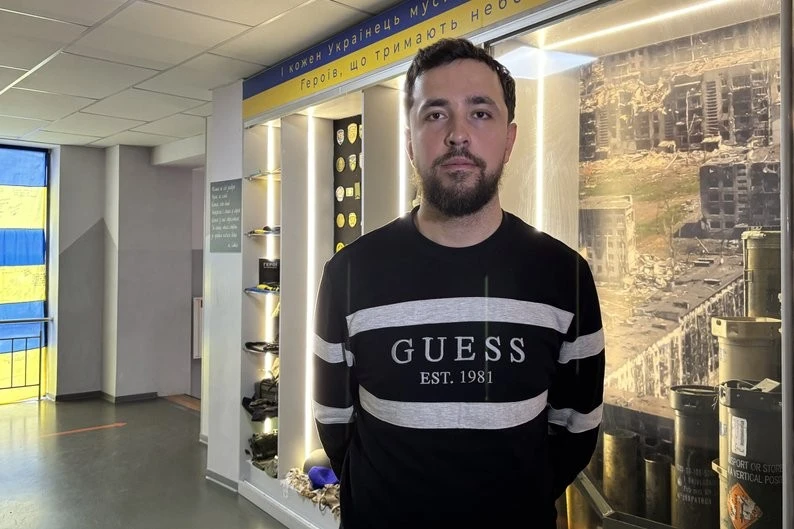 У Житомирському ліцеї презентували фільм про бійців T-COMPANY: розмова з режисером і відверті реакції учнів