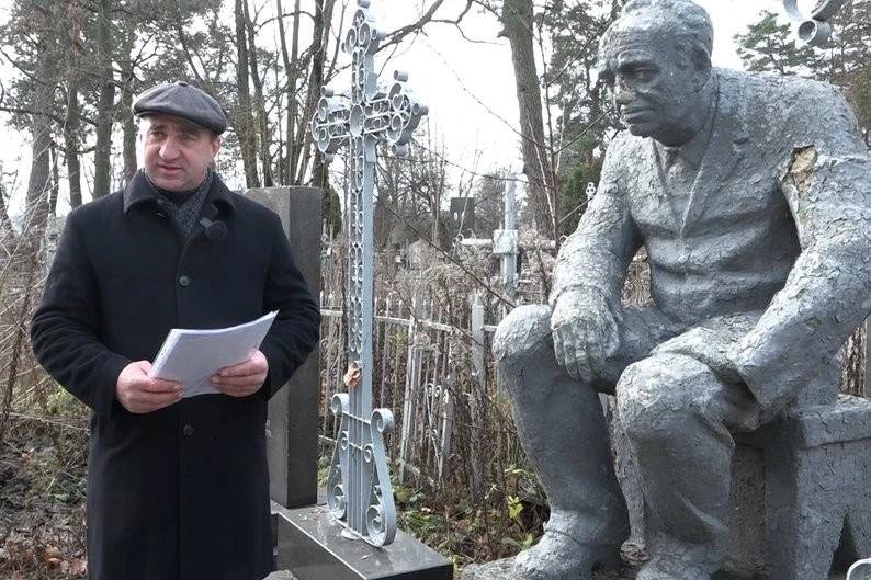 У Житомирі руйнується пам’ятник Борису Тену: кому довірять реставрацію