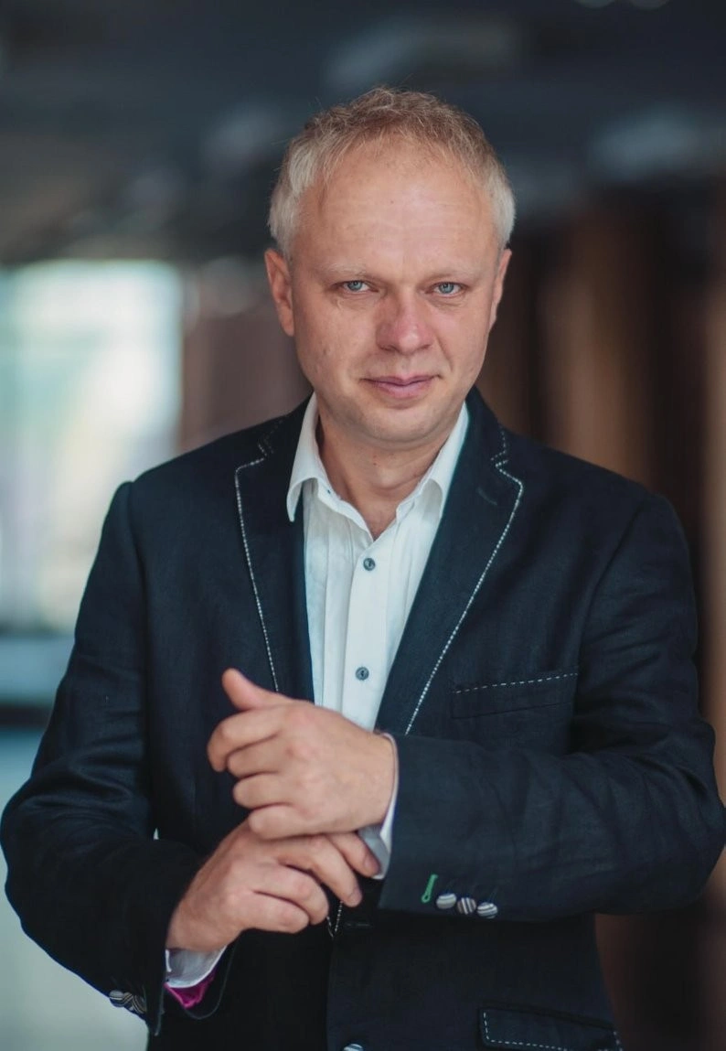 Головний режисер Петро Авраменко: новий погляд на сучасну сцену