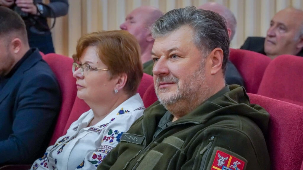 У Житомирі відзначили тих, хто тримає тил: волонтери отримали відзнаки «Я волонтер»