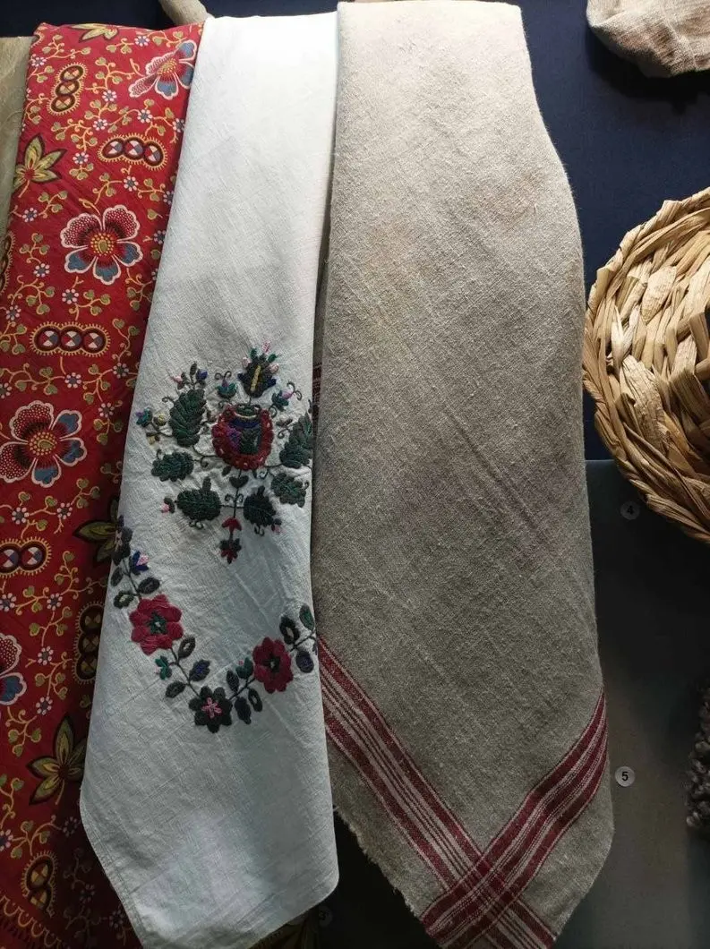 Поліські традиції у вузлі хустки: як на Житомирщині зберігають українське ремесло