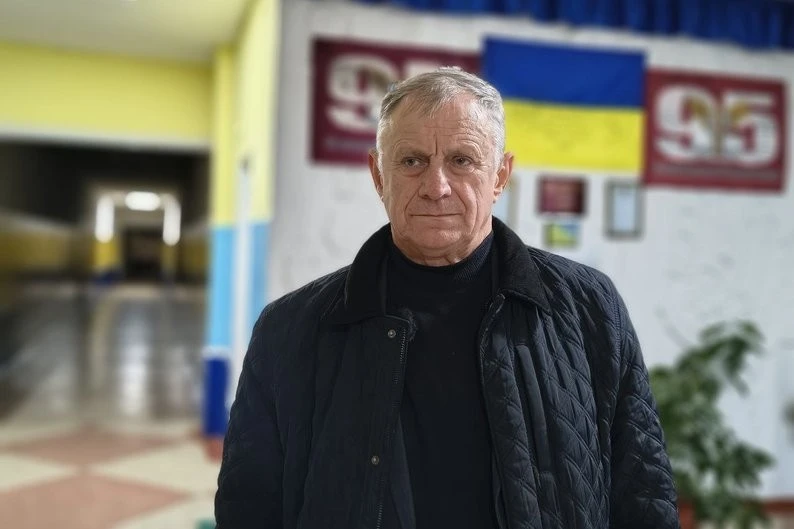 Освітяни Новогуйвинської громади виступили проти тиску депутатів на школи та керівництво відділу освіти