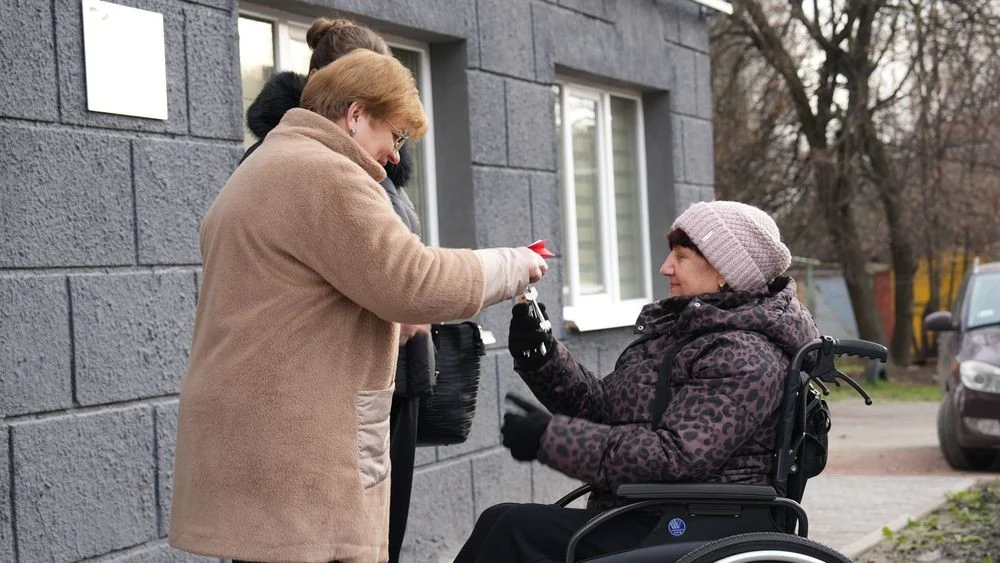 У Житомирі сім родин переселенців отримали нове житло