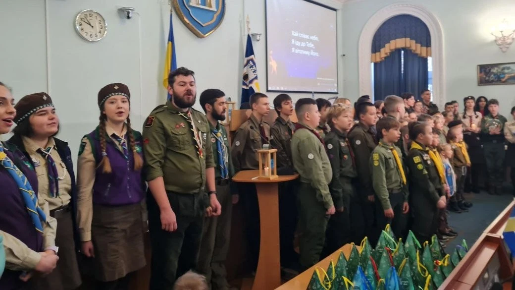 Вифлеємський вогонь Миру передали Житомирській міській раді
