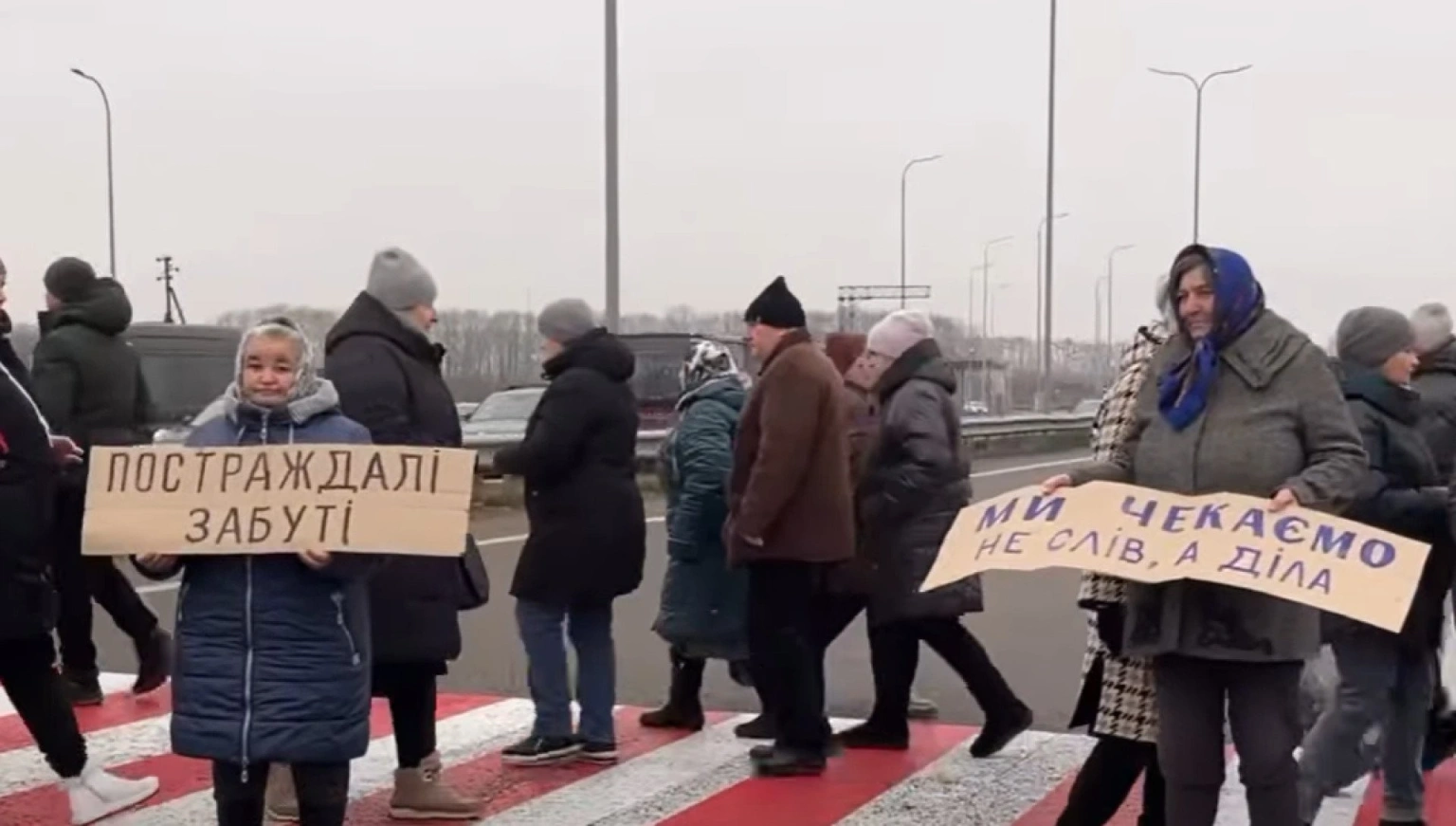 Мешканці Березини перекрили трасу Київ–Чоп через невиплачені компенсації