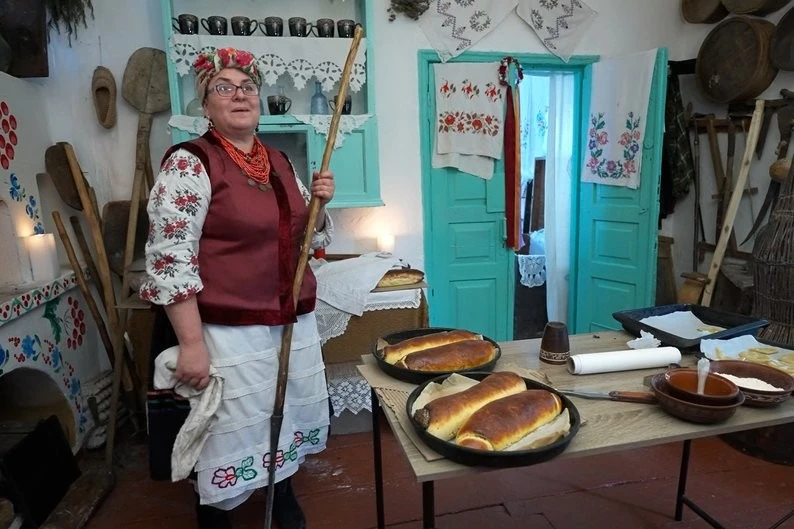 Завиванці з дитинства: як у селі на Житомирщині зберігають різдвяну традицію