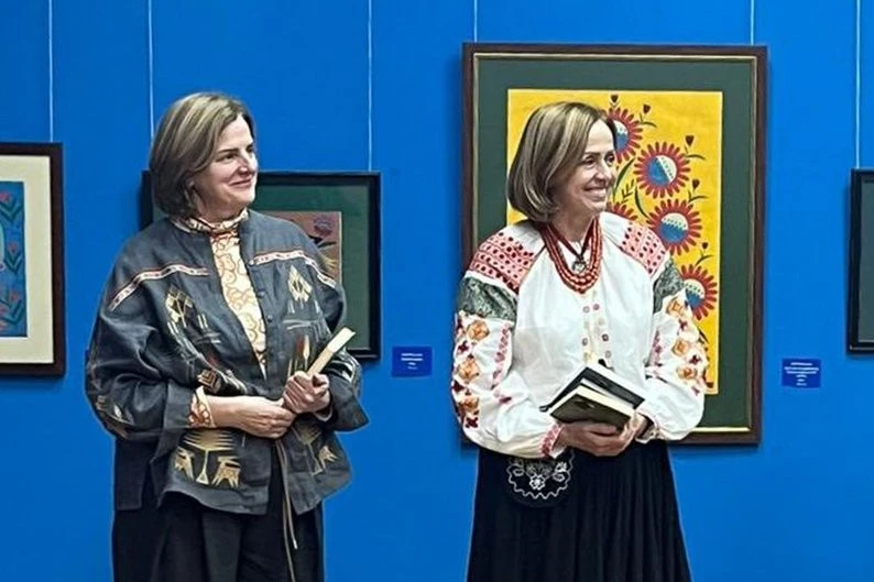 У Житомирі відкрилася родинна виставка Примаченків: від Марії до онуків У Житомирі відкрилася родинна виставка Примаченків: від Марії до онуків