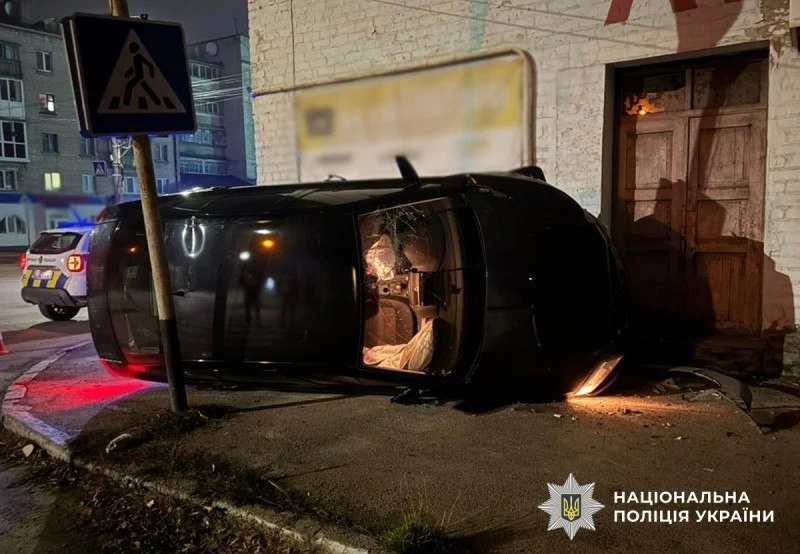 У Житомирі нетверезий водій на чужій машині спричинив аварію з травмованими