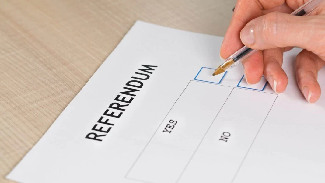 владі обговорюють спільний день голосування для виборів і референдуму