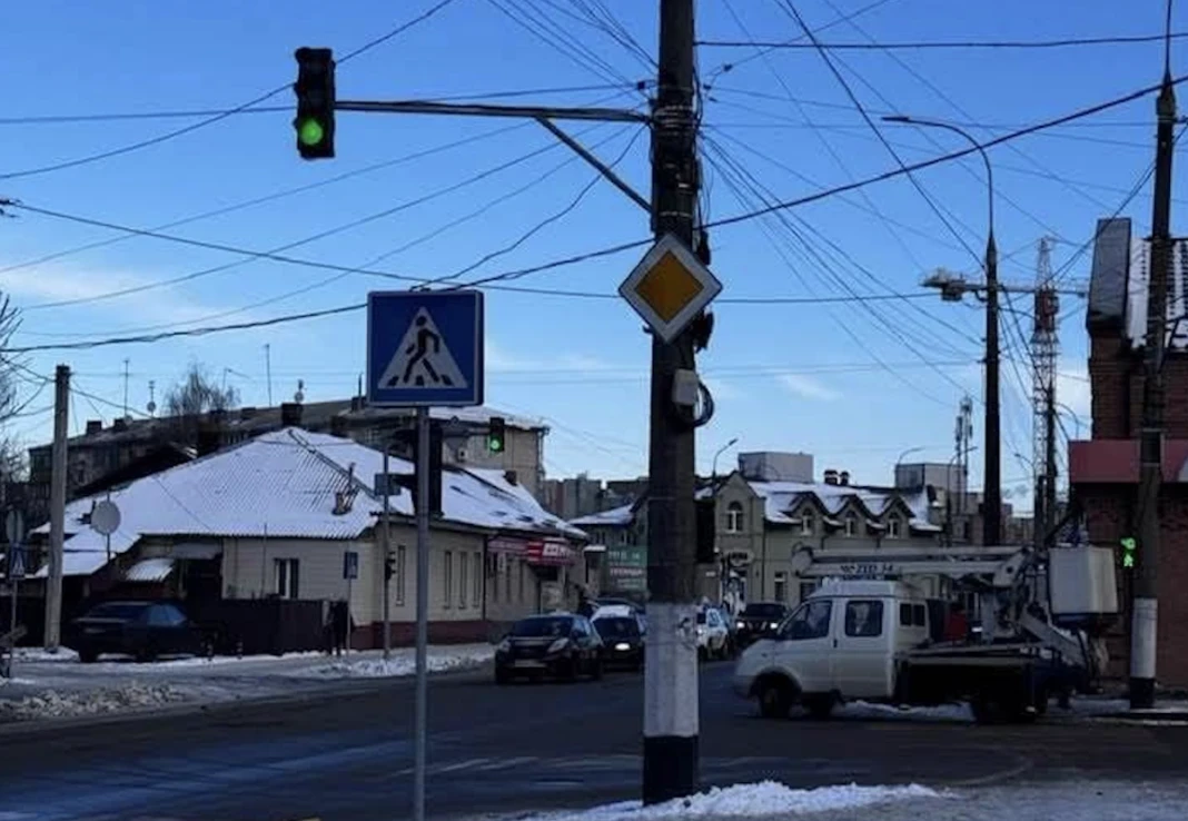 Новий світлофор у Житомирі: безпека на перехресті Ріхтера та Кочерги