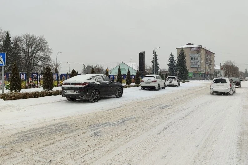 Як Олевська громада на Житомирщині бореться зі сніговими заметами