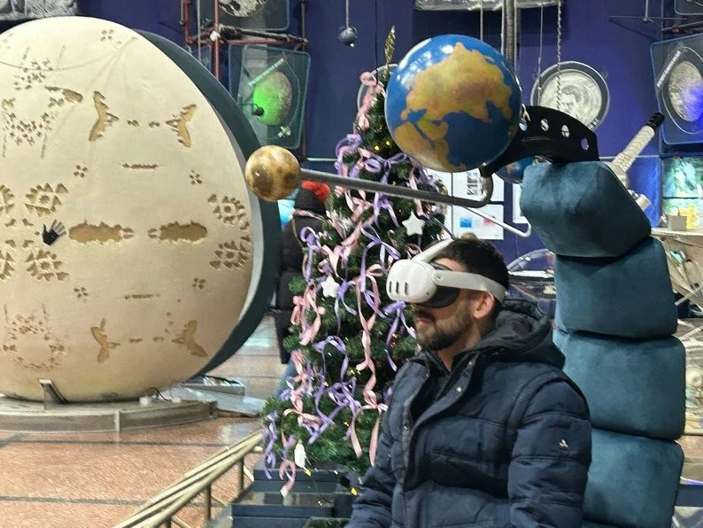 Житомирська космічна експозиція поповнилася 3D-голограмами та VR-окулярами
