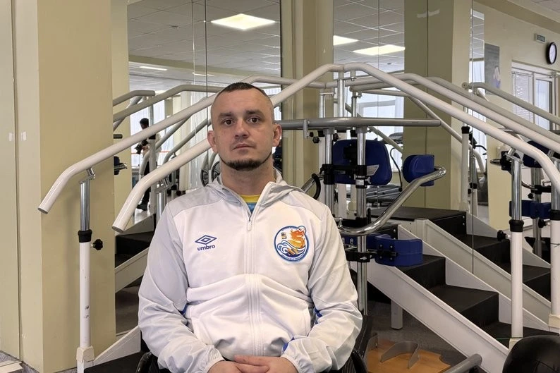 Крок до самостійної ходьби: ветеран Іван Недобрик збирає кошти на високотехнологічний нейростимулятор