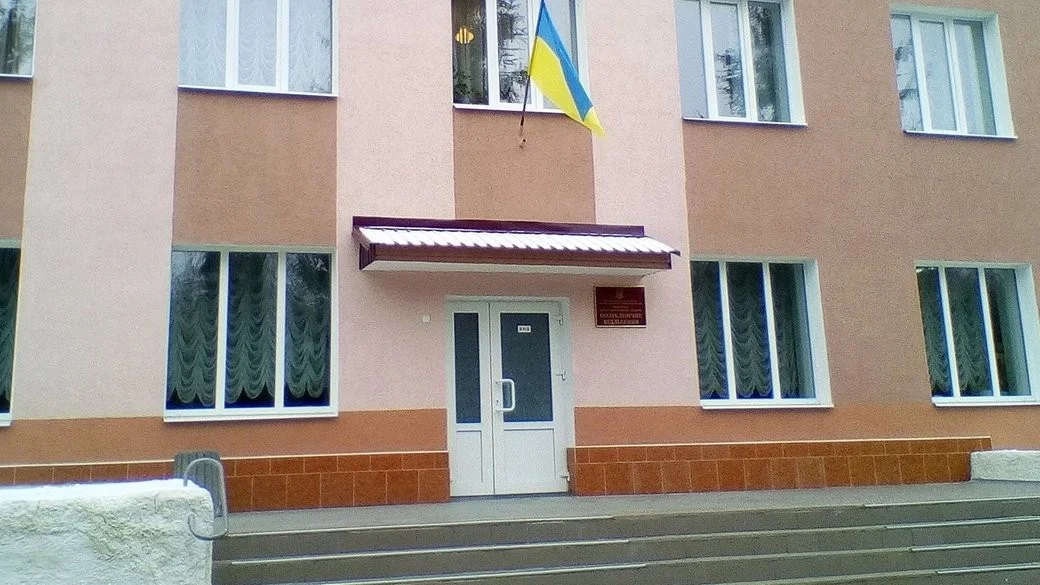 Головному лікарю Любарської лікарні оголосили підозру через штучне підвищення цін на електроенергію