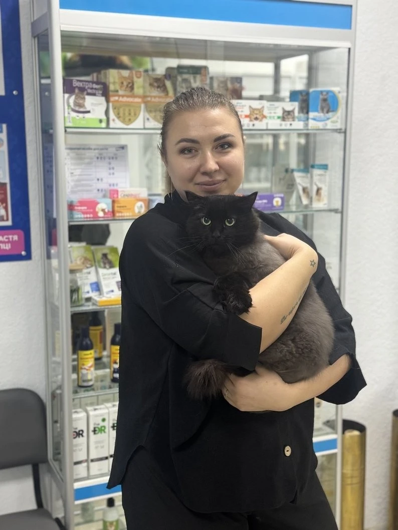 Біль та зцілення: як ветеранська родина побудувала у Коростишеві центр порятунку чотирилапих