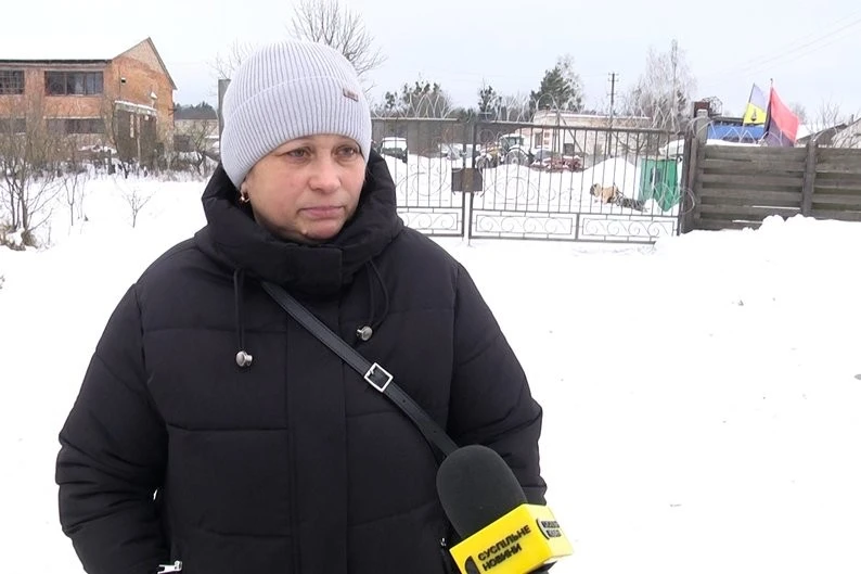 Блокада, озброєні люди та виснажена худоба: затяжне піке держпідприємства «Рихальське»