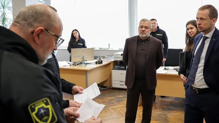 Кінець маршруту в «Ягодині»: ексміністр енергетики Галущенко затриманий НАБУ при спробі виїхати до Польщі