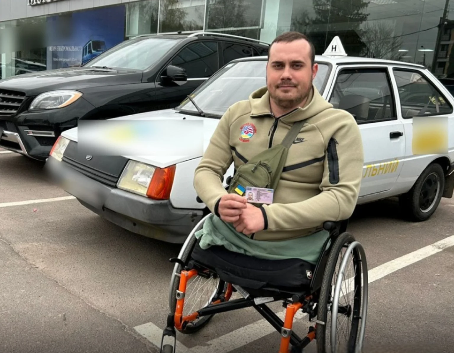 За кермо після важкого поранення: історія незламного ветерана з Житомира