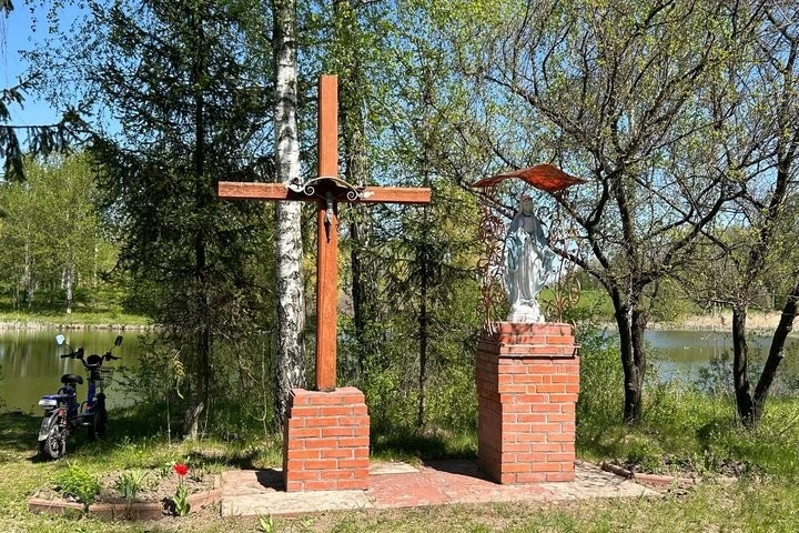 Неоготична перлина Городківки: де на Житомирщині побачити мощі Папи Римського
