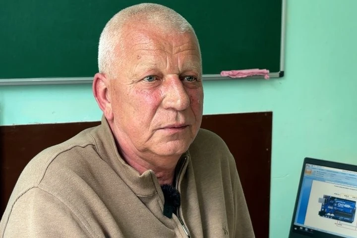Юна винахідниця з Житомирщини створює пристрої, що полегшують життя