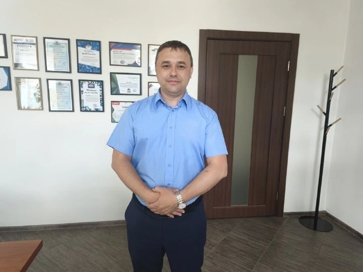 Поліський дуб замість луганського диму: як релокований бізнес створює у Житомирі унікальні копчені спеції
