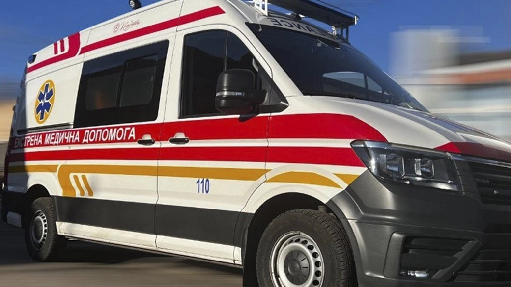 Оновлення медичного автопарку: Житомирщина купує спецтранспорт за власні кошти