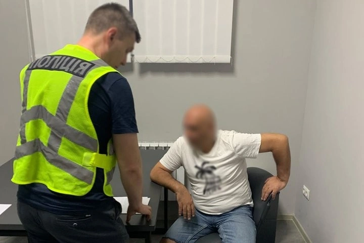 З Молдови до Житомира: екстрадовано постачальника спирту для підпільного бізнесу