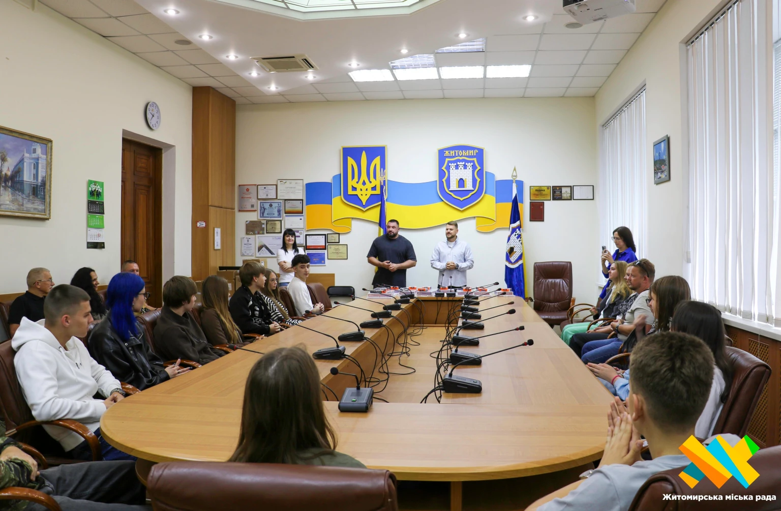 У Житомирі дітям загиблих воїнів вручили гаджети для здобуття вищої освіти