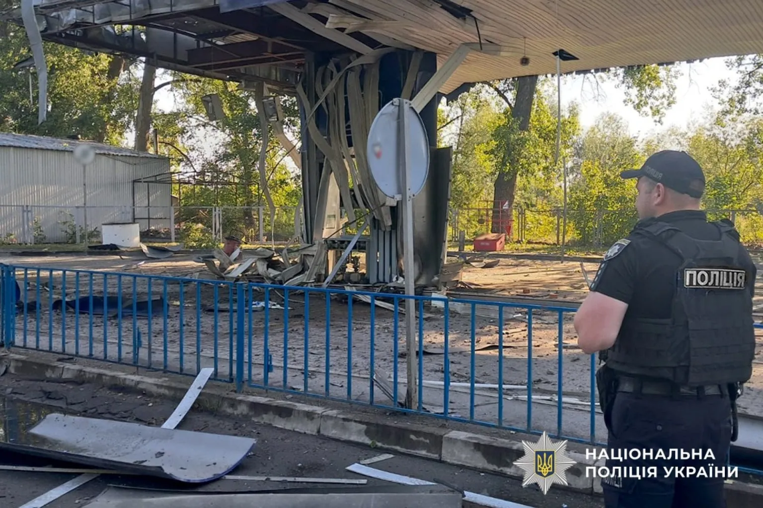 Госпіталізація та руйнування: ворожий удар по заправці на Житомирщині